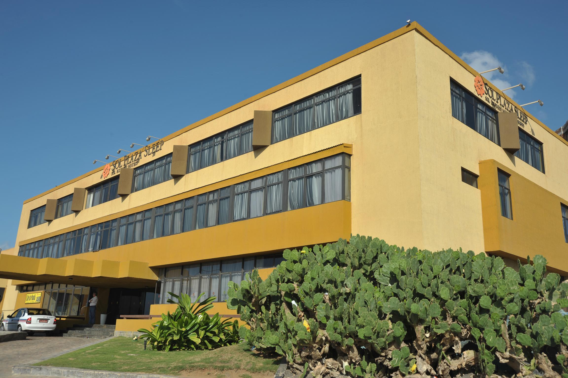 Rede Andrade Plaza Hotel 3*